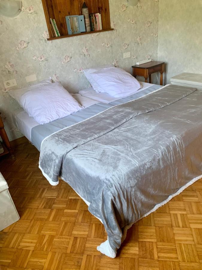 Dormez Dans La Chambre Du Meunier ! Germolles-sur-Grosne ภายนอก รูปภาพ